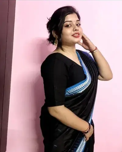 Escorts Service Morjim Beach